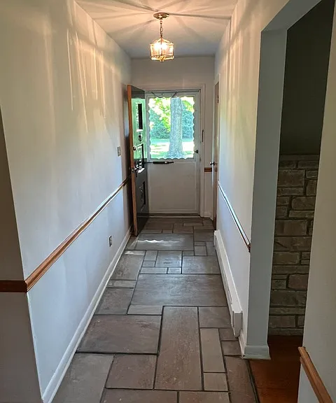 127 Carter Rd — Photo 5