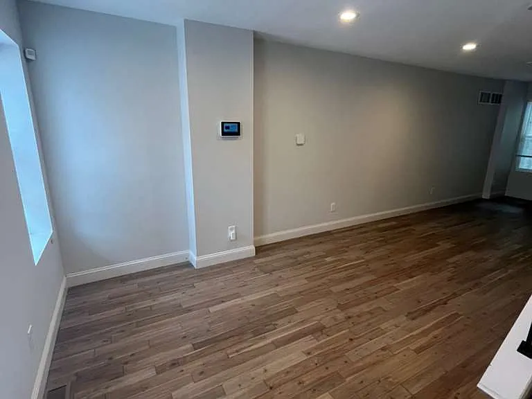 2028 E Firth St — Photo 6