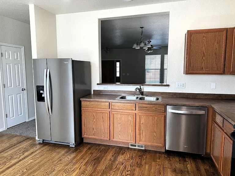 7443 Countryside Grv — Photo 8