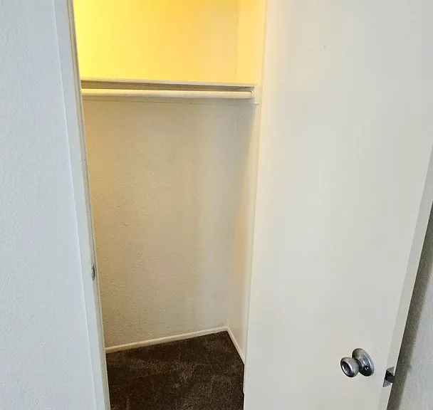185 S Laurel Ave — Photo 9