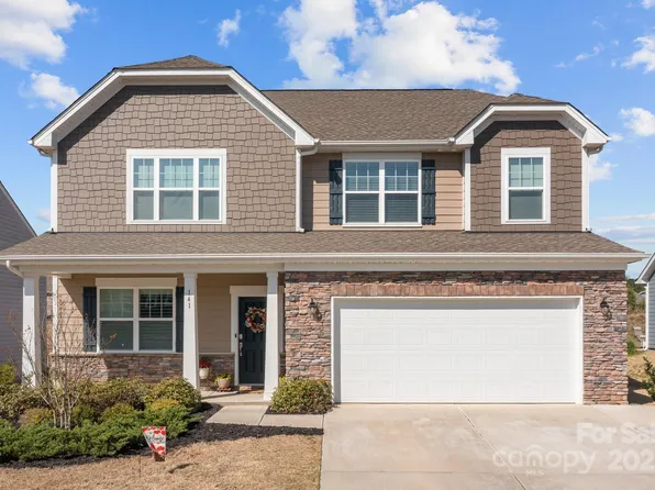 141 Slip Shot Ln, Troutman, NC 28166