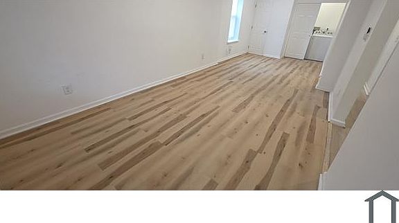 5th image of 6233 Chew Ave