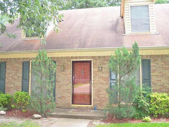 4th image of 312 Millcreek Dr