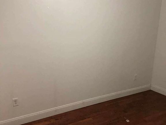 4th image of 3243 Irwin Ave #5D