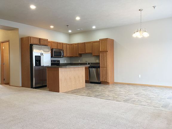 3rd image of 2138-2154 Landmark Cir NW #2152