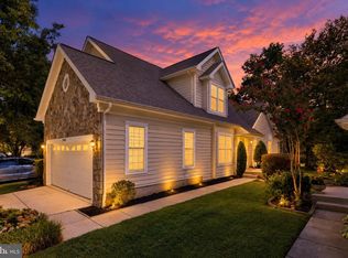 25634 Creek Run Ter, Chantilly, VA 20152