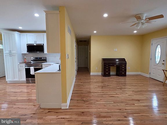 4th image of 131 Jones Kane Rd