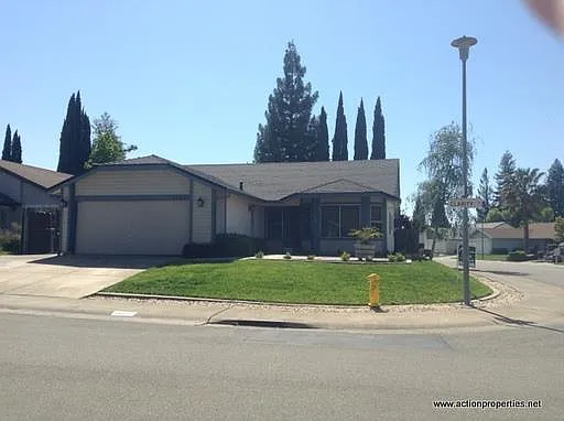 4800 Clarity Ct photo 1