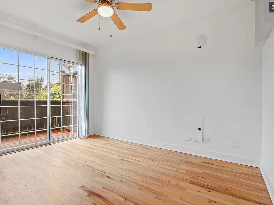 2nd image of 66566670 W 86th Pl #6658