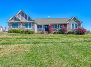 136 N Stallion Dr, Cowpens, SC 29330