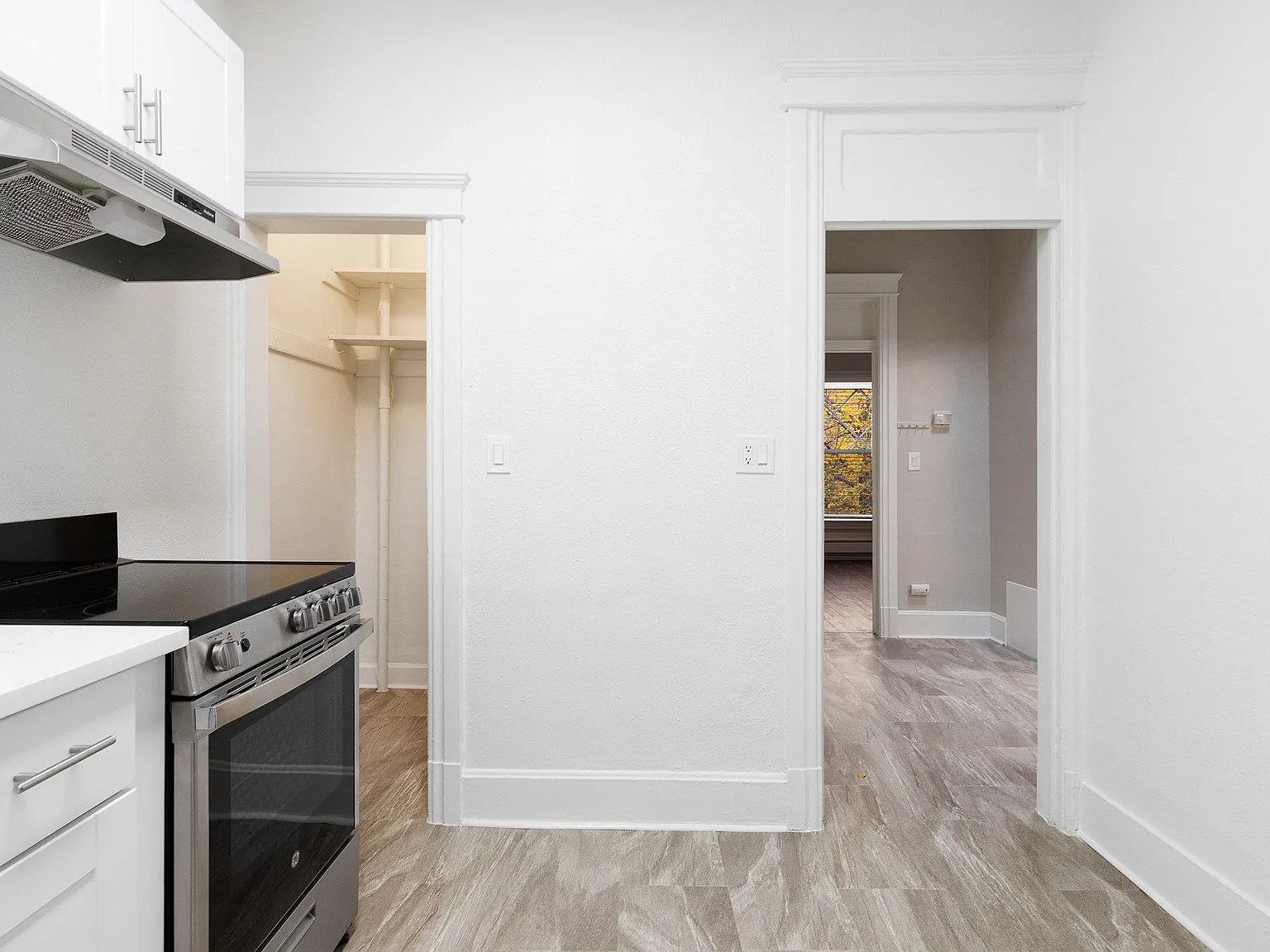 Ogden Park Townhomes — Photo 4