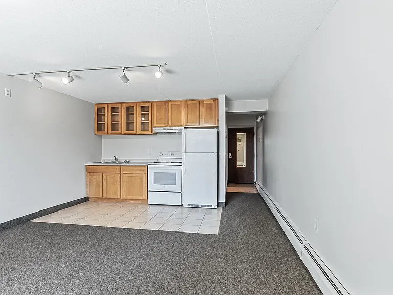 1414 S 3rd St — Photo 33