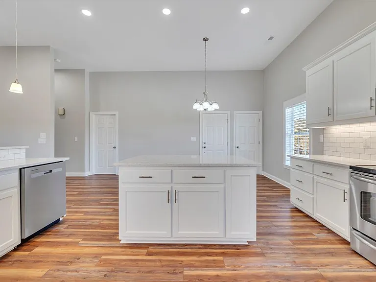 1180 Longfield Rd — Photo 54
