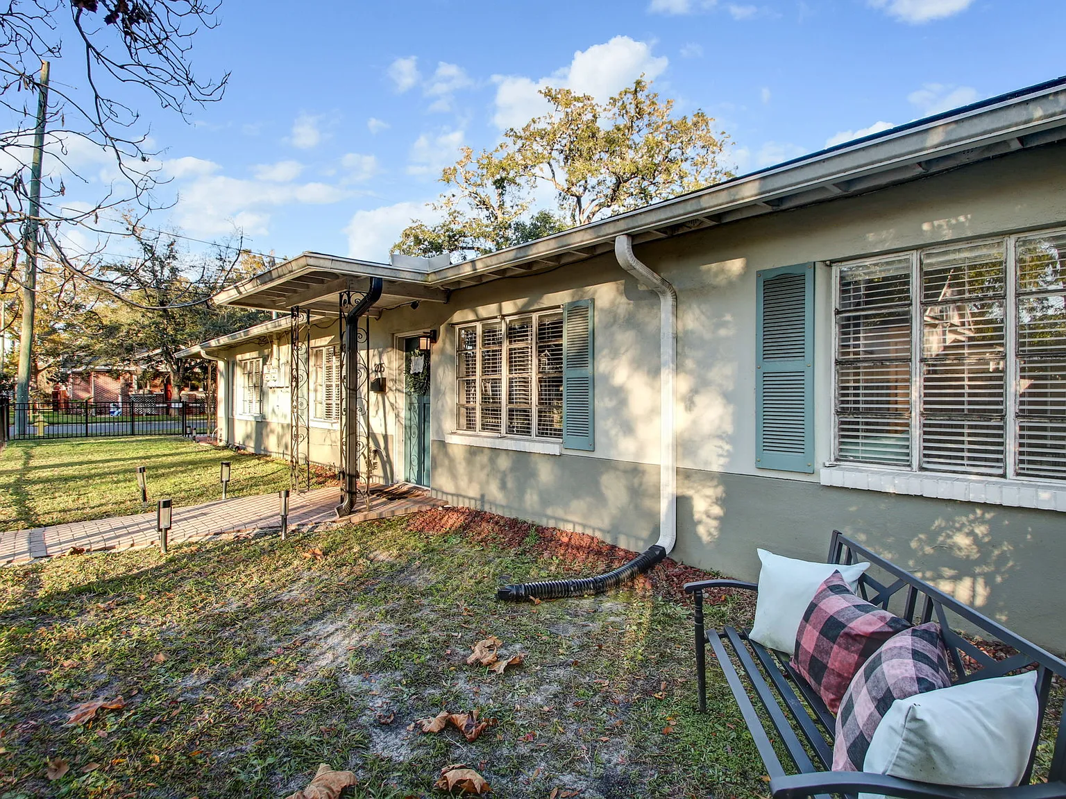 2 bed, 854 sqft, $1,600 — Photo 4