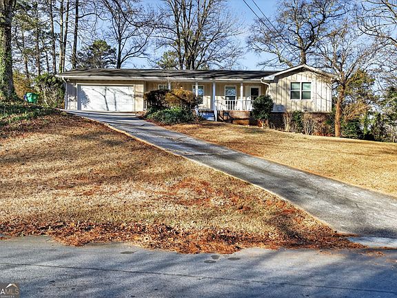 3rd image of 3325 Idle Creek Way