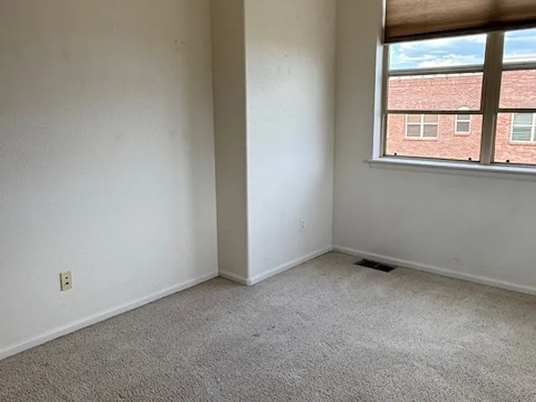 5407 Zephyr Ct — Photo 23