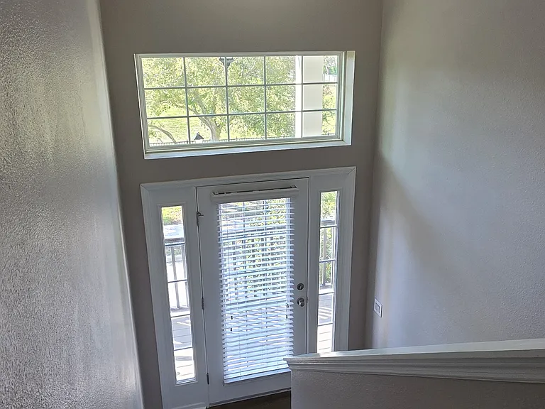 1062 Clifton Springs Ln — Photo 7