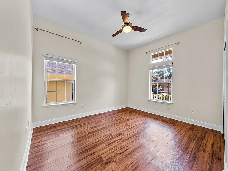 10538 Palmetto Blvd — Photo 25