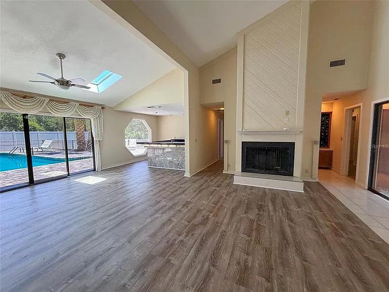8445 Cessna Dr — Photo 26