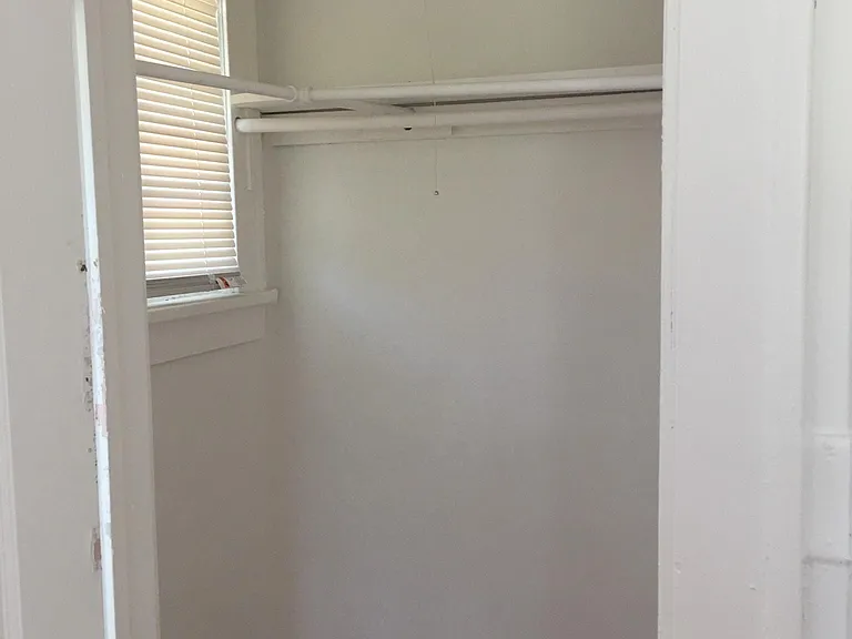 2 bedrooms have walk in closets
