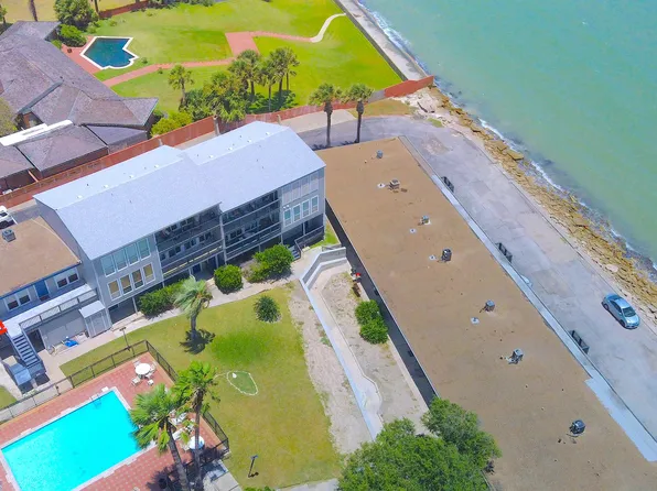 3402 Ocean Dr APT 1, Corpus Christi, TX 78411