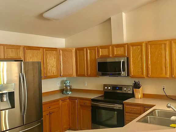 4th image of 12000 Town Park Cir