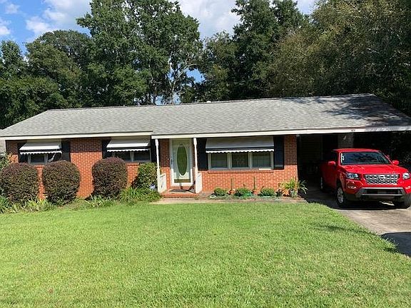 2nd image of 1745 Brookwood Cir NE