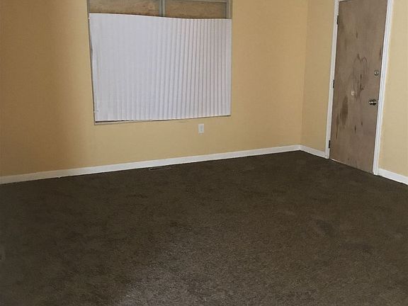 4CFB700C-D41A-40A2-899D-CFCEF2BCB2E1