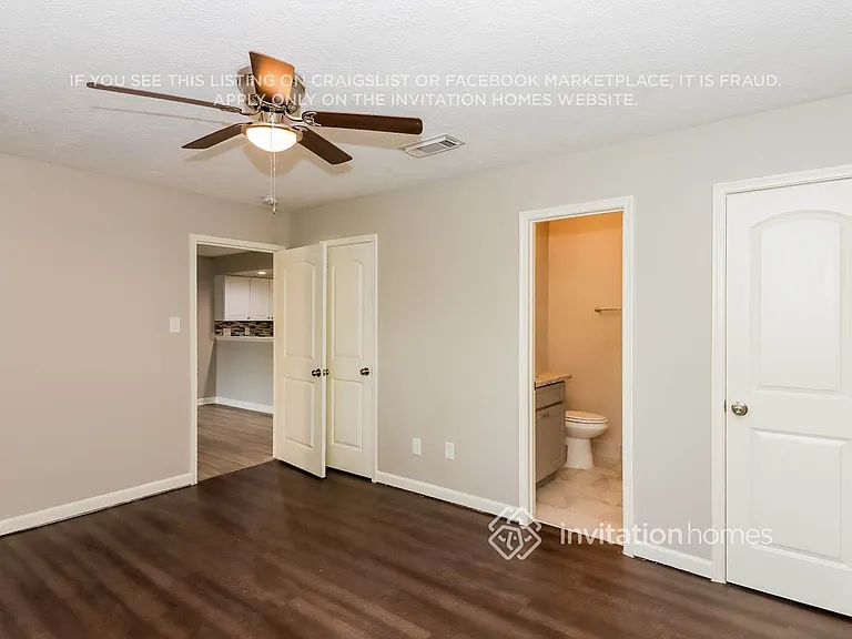 2104 Yorktown Ct N — Photo 11