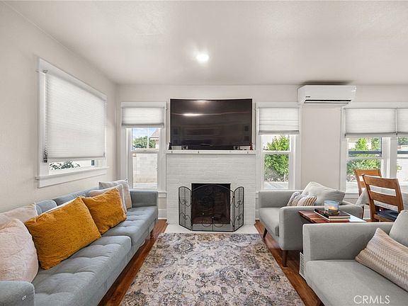 4th image of 3934 Pontiac Ave