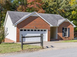 356 Andrew Dr, Clarksville, TN 37042