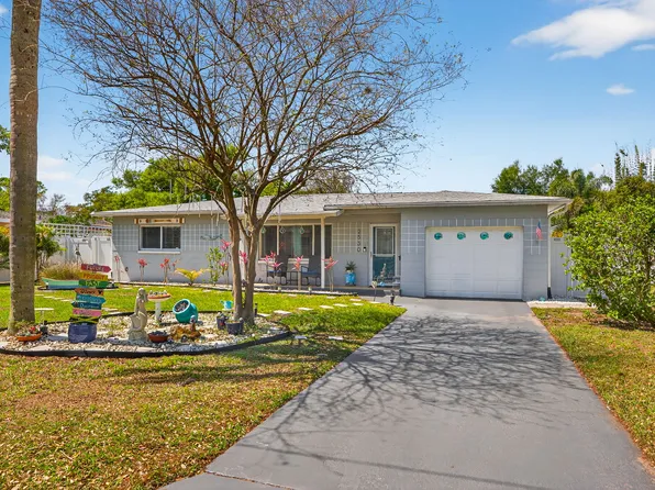 2530 51st St N, Saint Petersburg, FL 33710