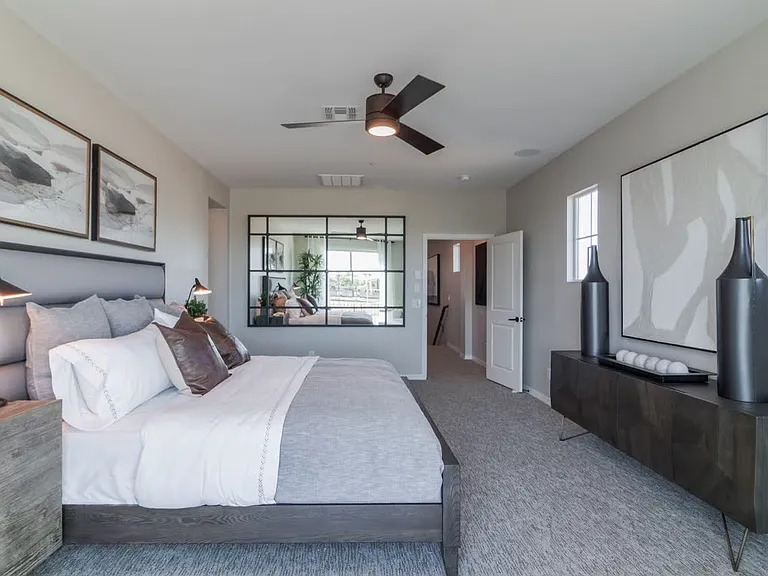 1497 E Megan St — Photo 3