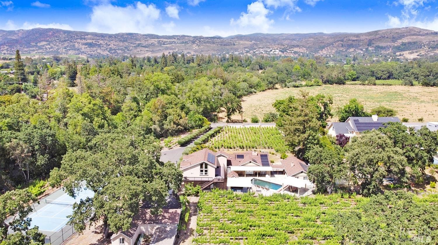 1105 Hedgeside Ave, Napa, CA 94558 Zillow