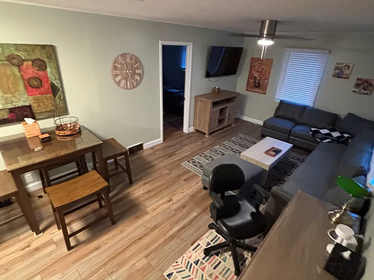 Dining area and livingroom