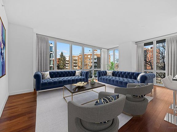 3rd image of 640 W 237th St #3E