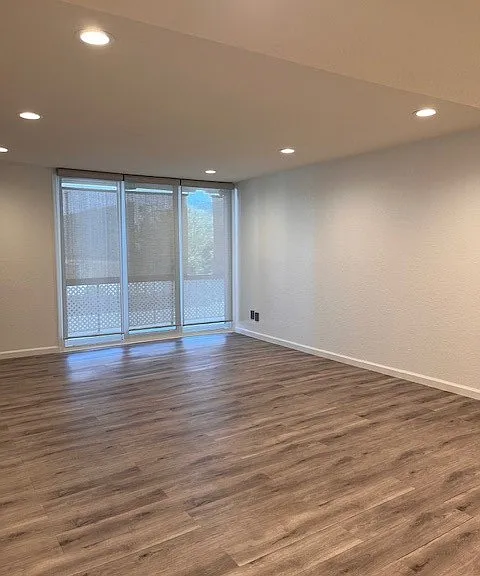 22041 Costanso St #103 — Photo 8