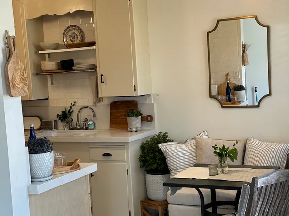 (undisclosed Address), Costa Mesa, CA 92627