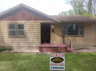 521 N 79th St, East Saint Louis, IL 62203