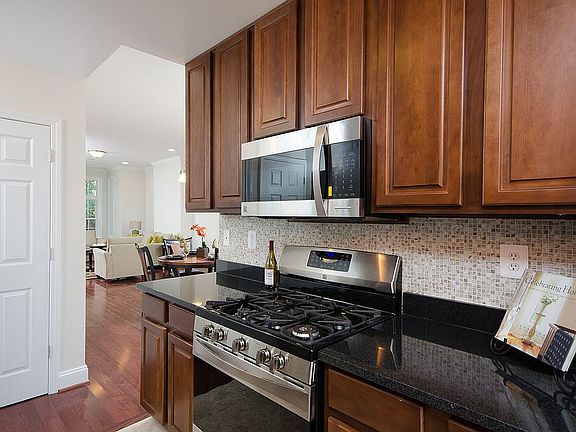 Kitchen 3
