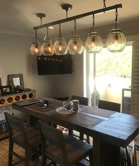 Area adjacent to Kitchen