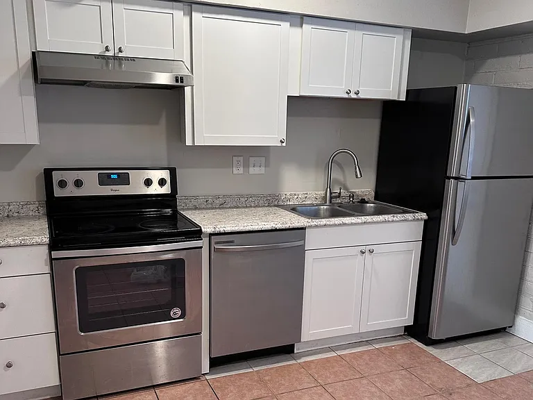 130 W Rillito St #130 — Photo 5