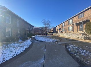 1052 Teson Rd #1070C, Hazelwood, MO 63042