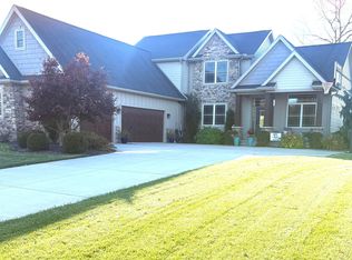 5716 Hamptons Dr, Monclova, OH 43542