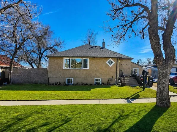 2311 N 22nd St, Nanton, AB T0L 1R0