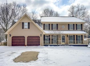 1242 Wildbriar Cir, Liberty, MO 64068