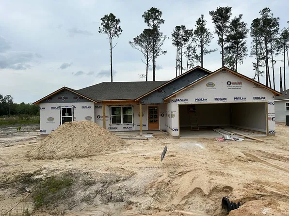 95 Swindle St, Ray City, GA 31645