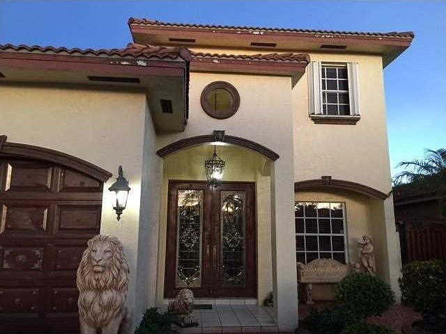 1st image of 8714 NW 147th Ln