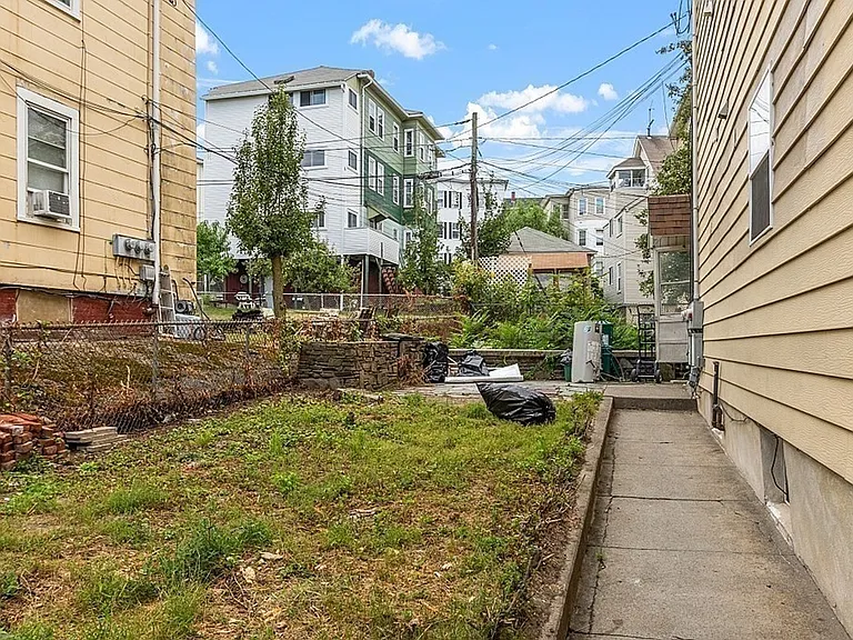 79 Gage St #3 — Photo 23