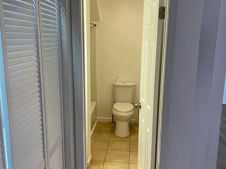 669 Ferry St — Photo 19